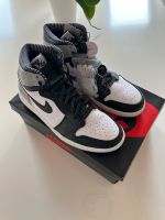 Nike Air Jordan I 1 High Barons EU42 NEU mit Karton Shadow Travis Hessen - Hochheim am Main Vorschau