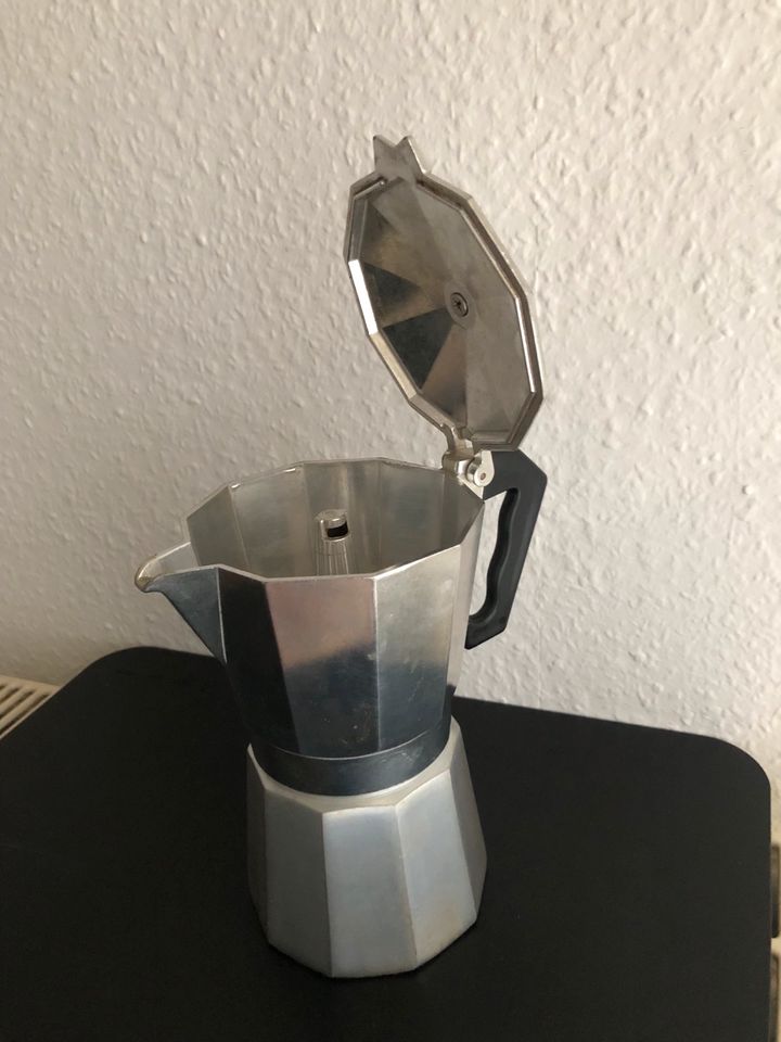 Espresso - Mokka- Kaffeekocher in Braschwitz