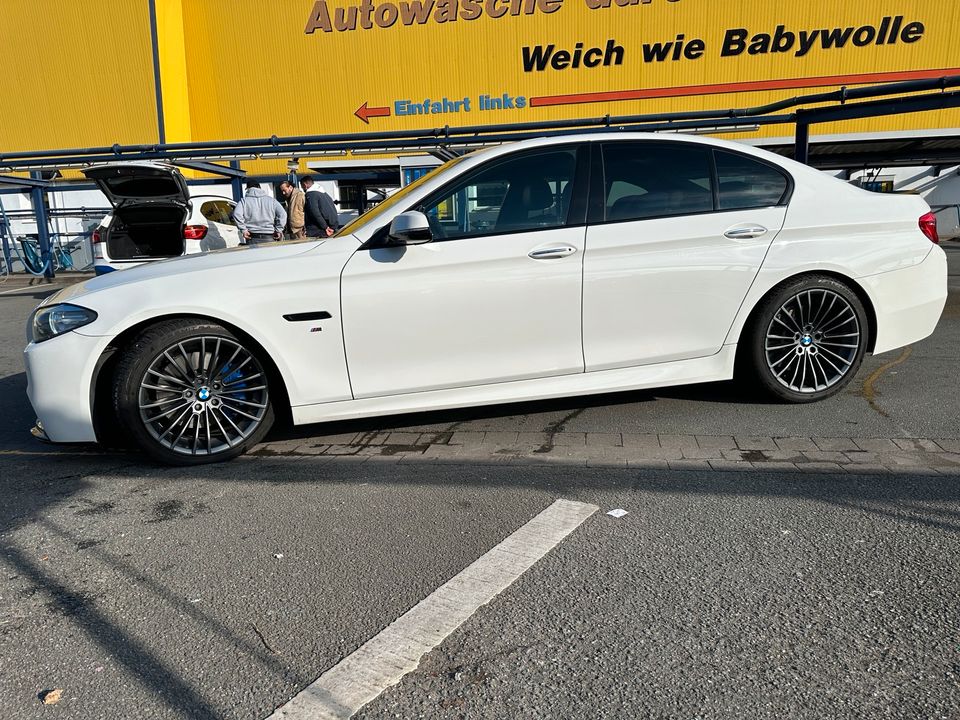 BMW F10 530d M-Paket Tauschen in Bielefeld