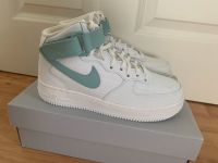 Nike – Air Force 1 '07 Mid – Sneaker in Weiß und Mineralblau Schleswig-Holstein - Elmenhorst Kr Stormarn Vorschau