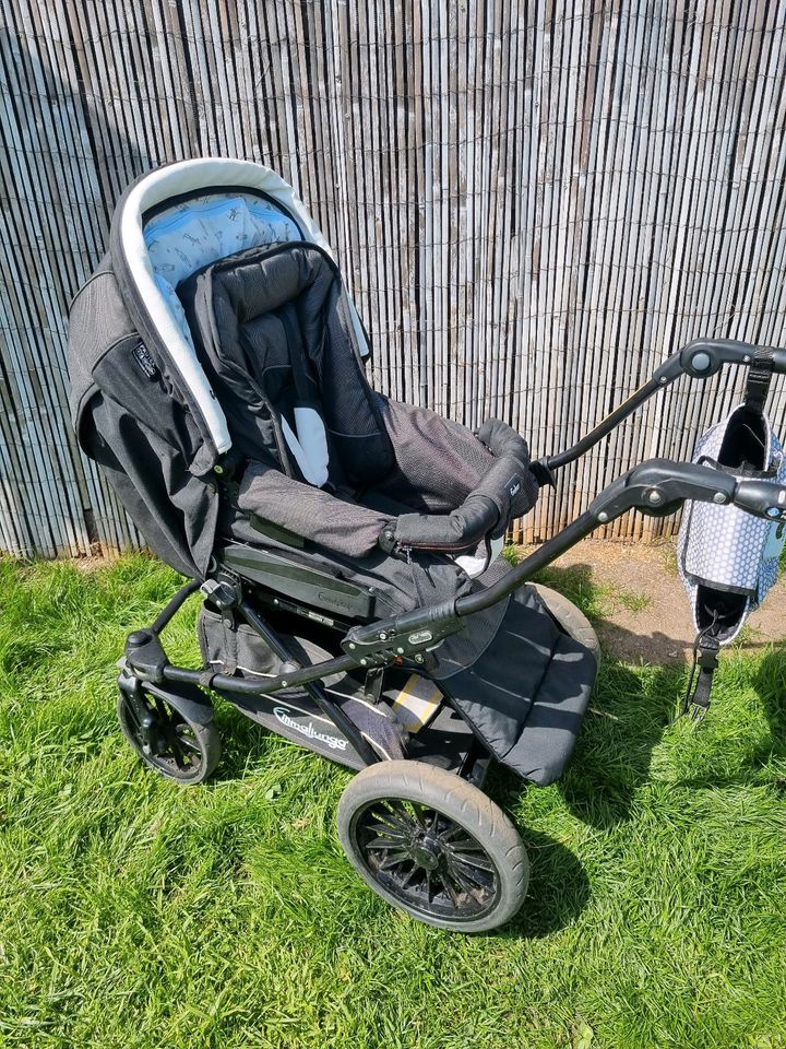 Emmaljunga Kinderwagen mit Sportsitz in Schwanebeck