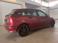 Ford Focus GHIA 1,8L 115PS Bj2000 Leder Nordrhein-Westfalen - Hürth Vorschau