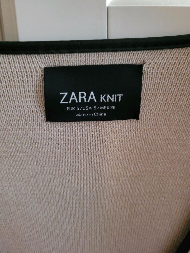 ZARA Strickjacke in Kösching