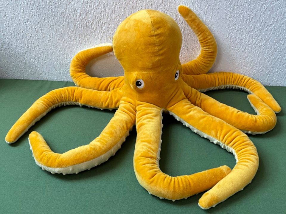 Krake Oktopus Octopus Tintenfisch Ikea gelb neu Samt weich Plüsch in Schleusingen