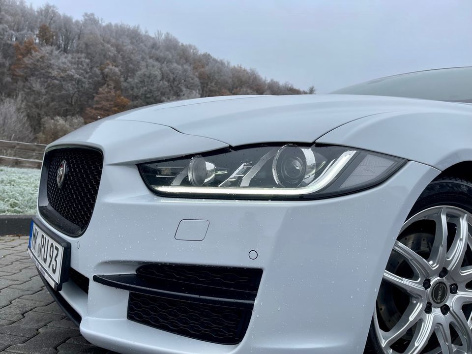 Jaguar XE 2.0 Automatik Leder in Kierspe