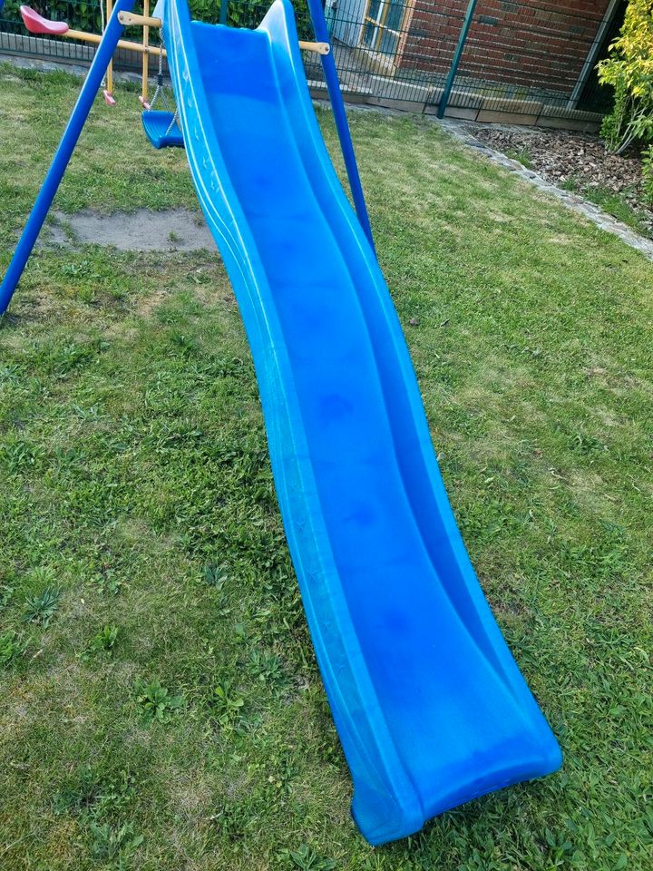 Blaue Wellenrutsche 2,50 m - wie neu - Rutsche für Spielturm in Dassow