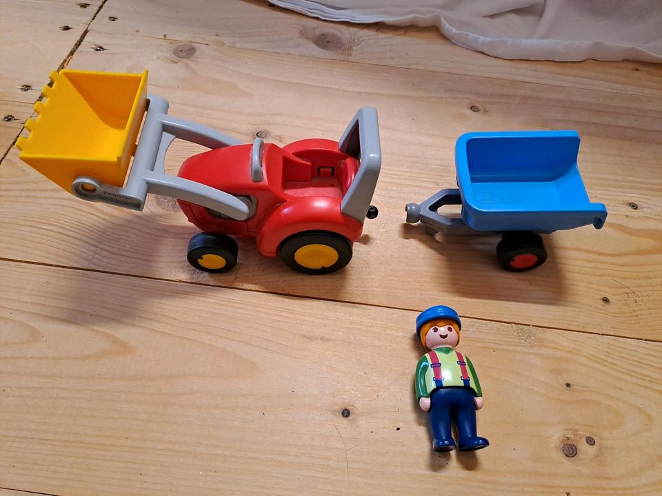 Playmobil 123 Traktor mit Anhänger in Rümpel