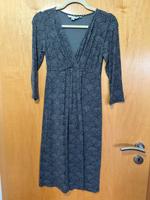 Kleid BODEN Größe 8 regular 34 grau hellgrau V-Ausschnitt geometr Hessen - Langen (Hessen) Vorschau