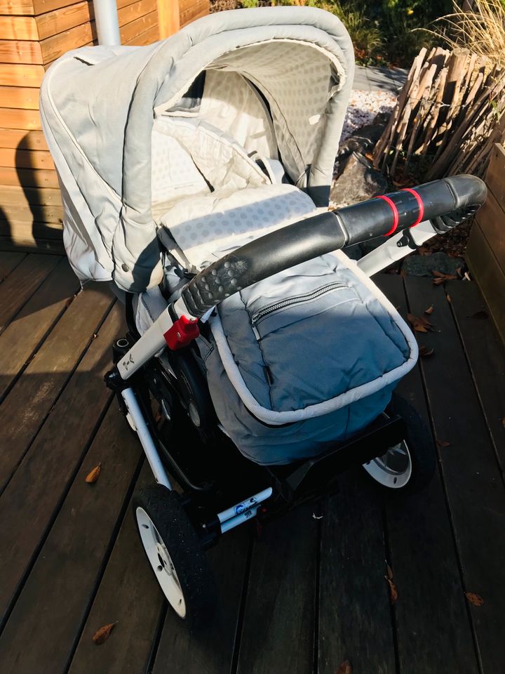 Kinderwagen Buggy Hartan VIP in Köln