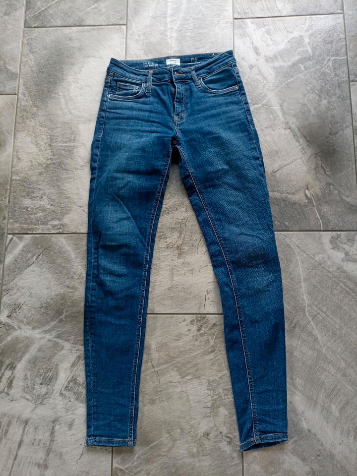 Jeans Esprit in Trittau