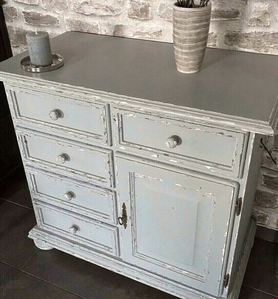 Kommode Sideboard Shabby Blau Hingucker Vintage in Leichlingen