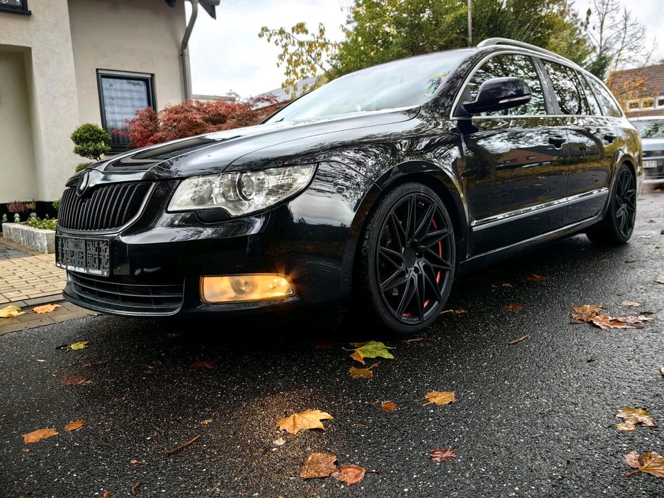 Skoda Superb 2.0TDI in Willich