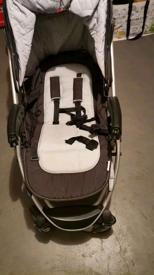 3 in 1 Hauck Kinderwagen in Doberlug-Kirchhain