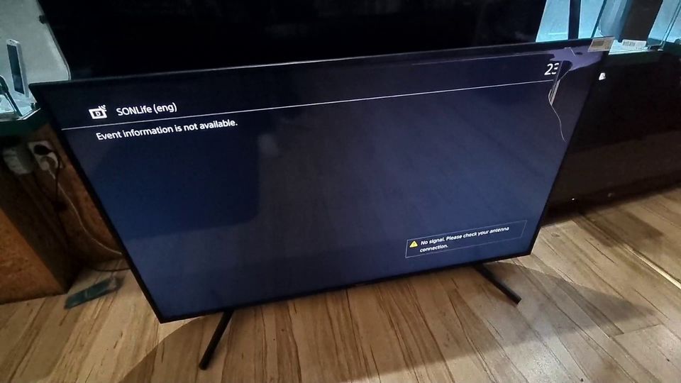 Sony B 55 Zoll 4k Smart TV *Bastler Gerät , Display Defekt in Dresden