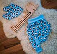 ❤️ NEU HANDMADE Baby Set Pinguin Hose und Halstuch Gr. 62 68 blau Baden-Württemberg - Schelklingen Vorschau