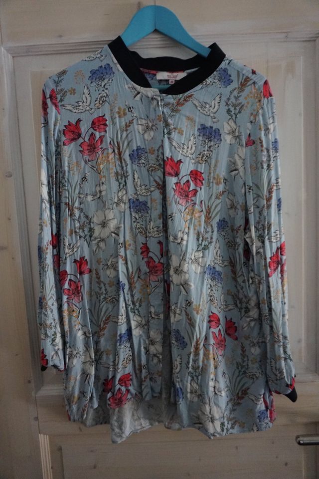 Jacke - Sommer - Blumen - Milano Italy - 46 - 48 in Villingen-Schwenningen