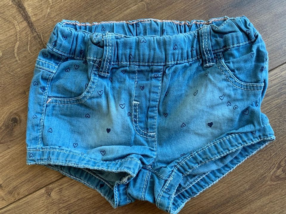 S.oliver süße Sommershorts kurze Hose Jeans verstellbar Gr.62/68 in Aurich