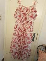 luftiges Sommerkleid im Carmenstyle neu ungetragen Gr 48  Gr. 48 Nordrhein-Westfalen - Wenden Vorschau
