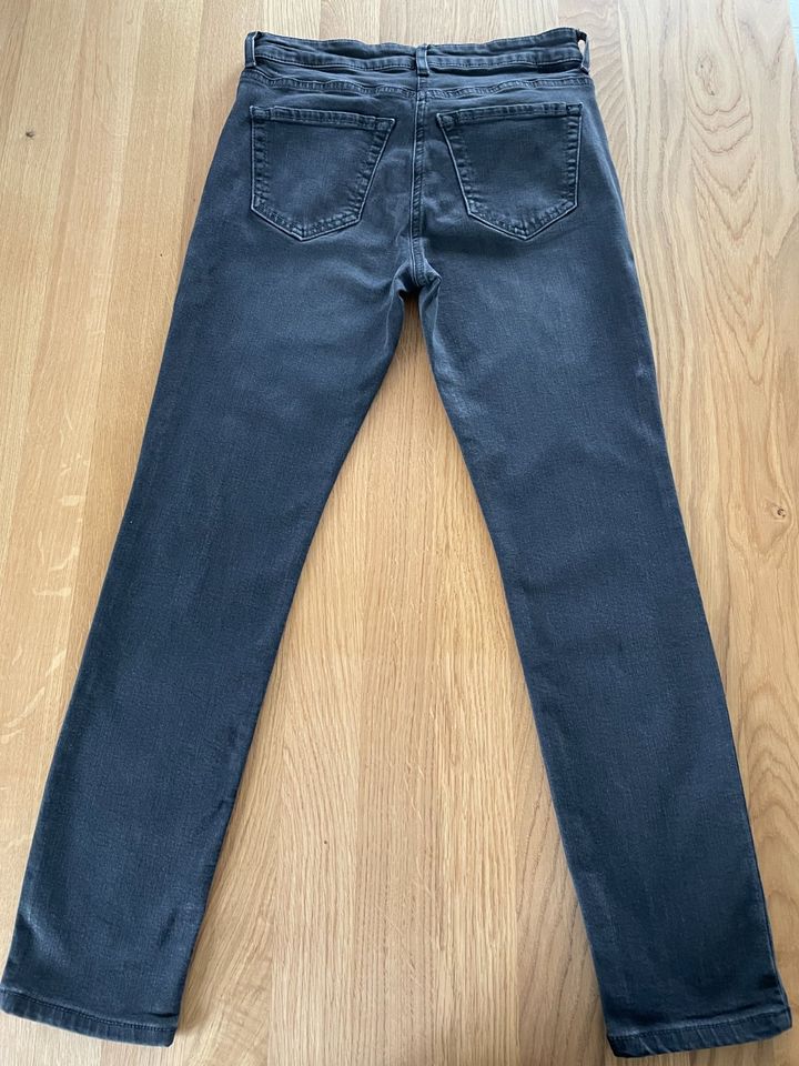 Mac Jeans Schwarz Grau Gr. 36/30 in Hofheim am Taunus