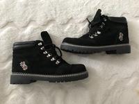 Boots mit Blumen als Detail Nordrhein-Westfalen - Ahlen Vorschau