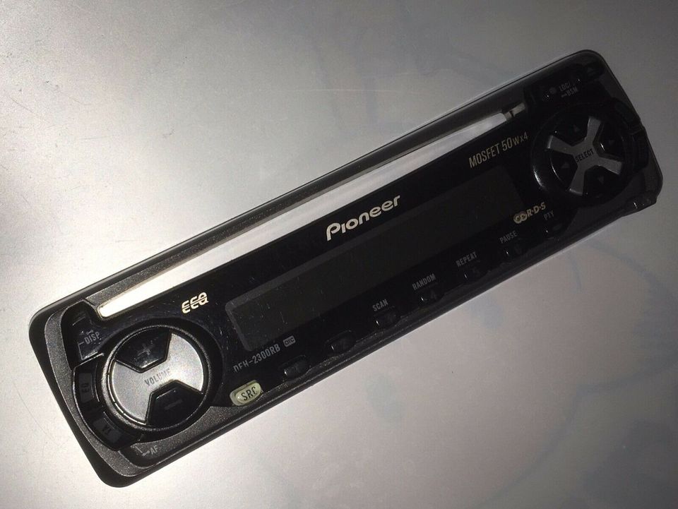 Pioneer DEH-2300RB Bedienteil Diebstahlsicherung Abnehmbares in Dresden