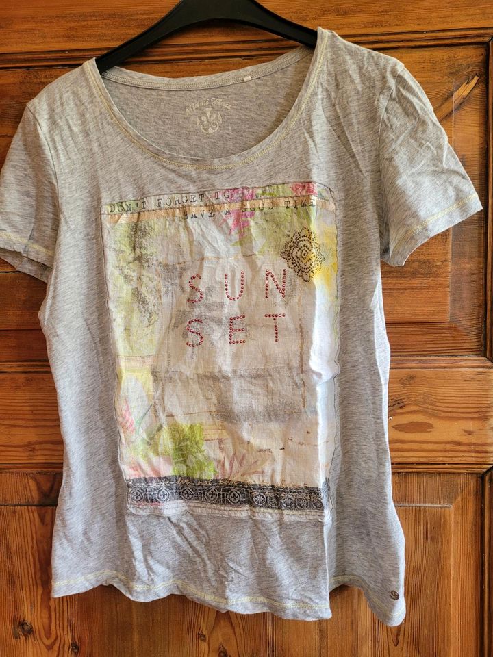 T SHIRT VON BARBARA BECKER IN GR. 38 in Dannenberg (Elbe)