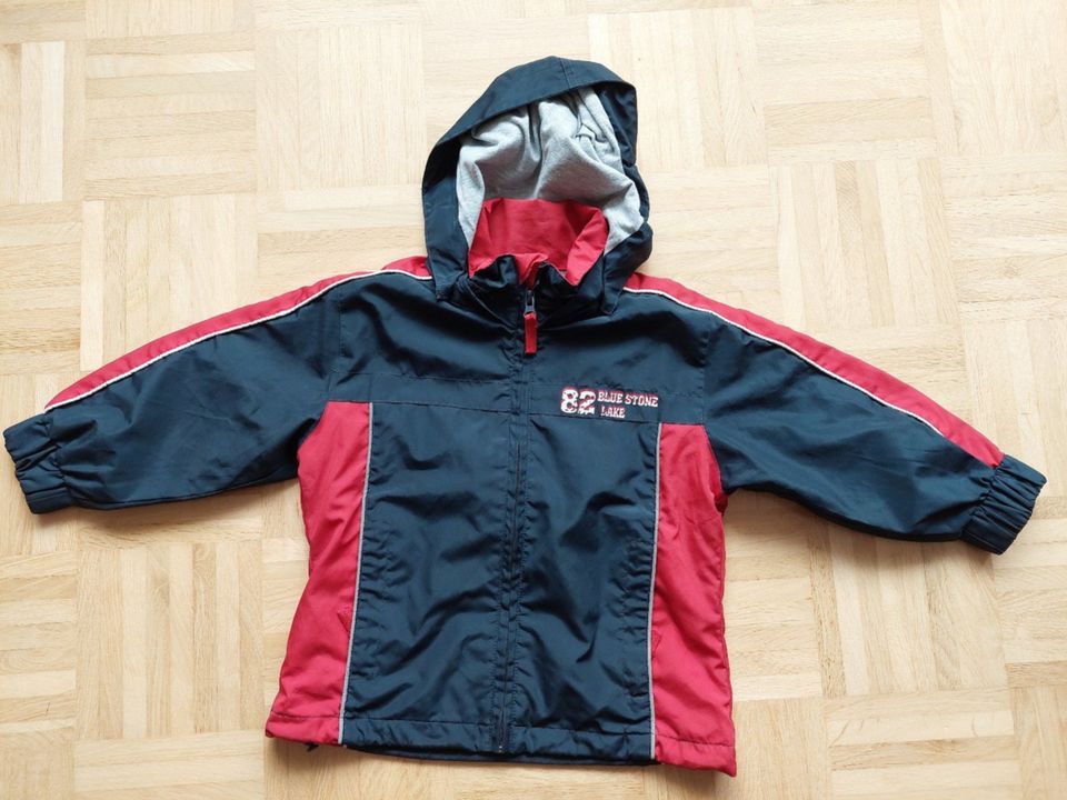 Jacke Übergangsjacke Gr. 98 in Algermissen