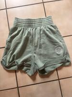 Nike kurze Jogginghose, XS, guter Zustand Hessen - Wiesbaden Vorschau