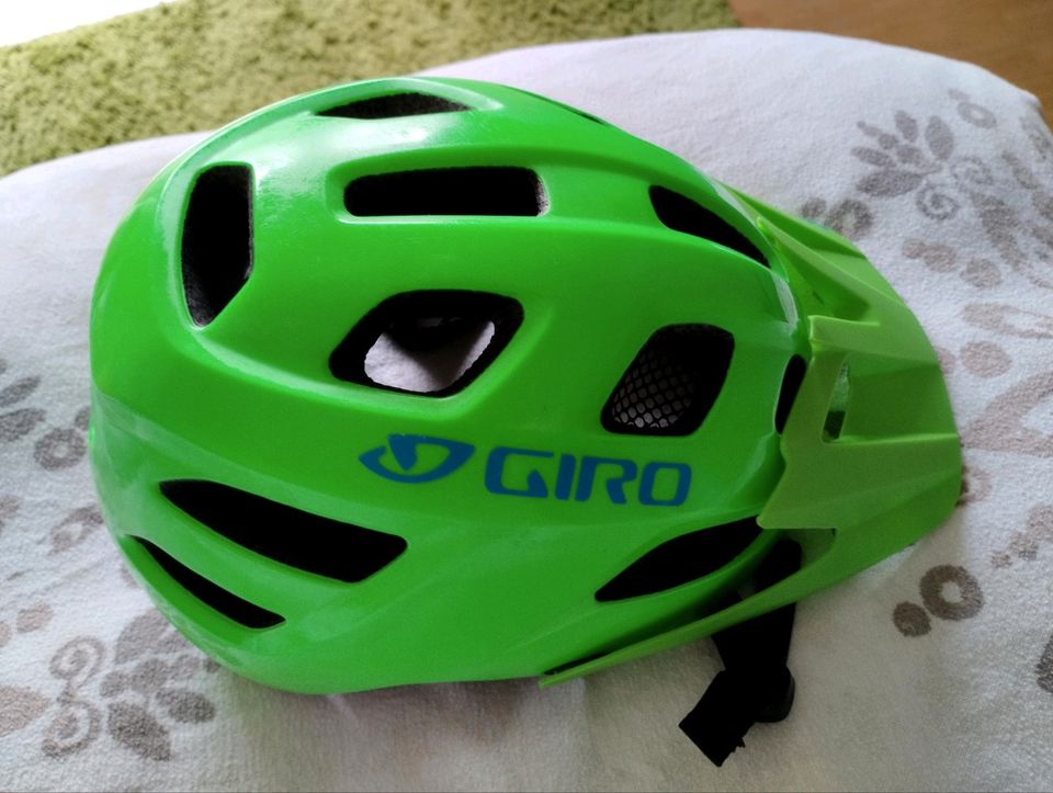 Grün Giro Tremor/unisex Fahrradhelm in Freiburg im Breisgau