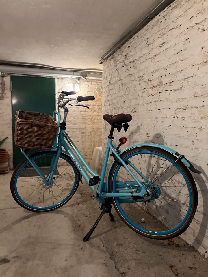 Gazelle Miss Grace Damen Fahrrad 54 cm blau Weidenkorb Holland in Berlin