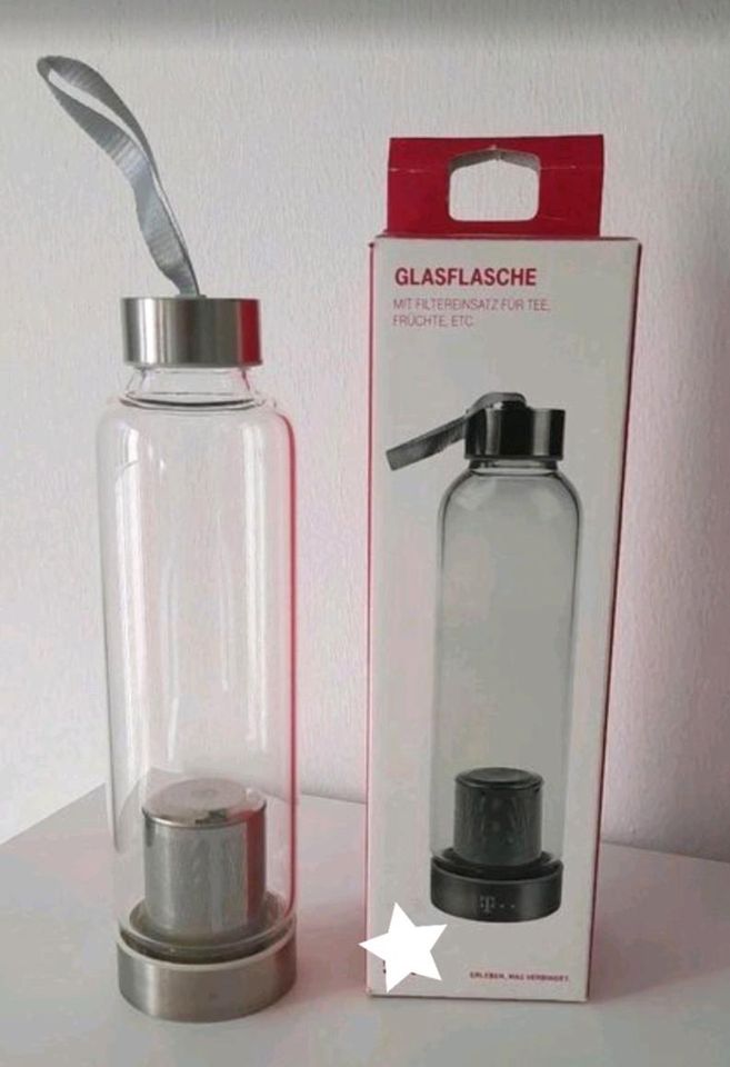 Glasflasche aus hochwertigen Borosilikatglas  - mit Filtereinsatz in Cuxhaven