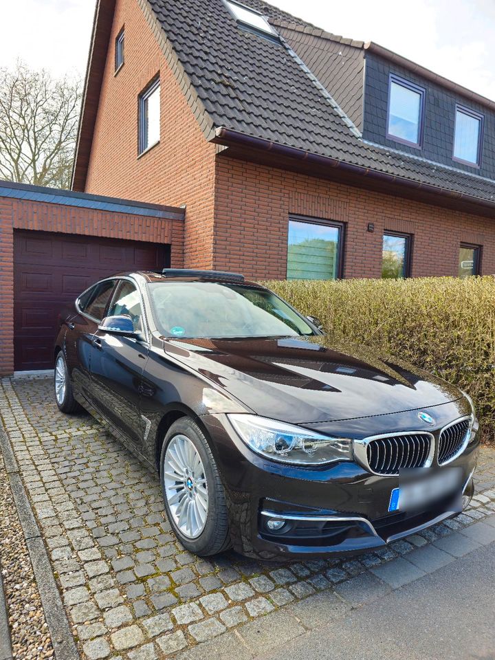 BMW 330d GT Luxury Line in Düsseldorf