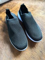 Sockenschuhe Slip on Sneakers Schwarz Größe 41 Nordrhein-Westfalen - Solingen Vorschau