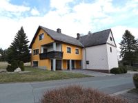 Geräumiges Einfamilienhaus in ruhiger Lage mit großem Grundstück unweit von Bad Steben Bayern - Bad Steben Vorschau
