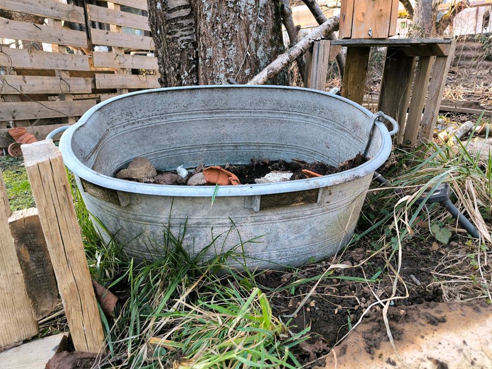 Zinkwanne zu verkaufen in Üchtelhausen