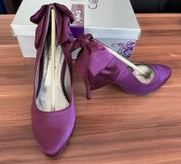 Neue Pumps lila Satin Größe 39 Baden-Württemberg - Kusterdingen Vorschau