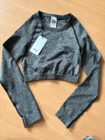 Gymshark Sport Crop Top, S, Neu München - Sendling Vorschau