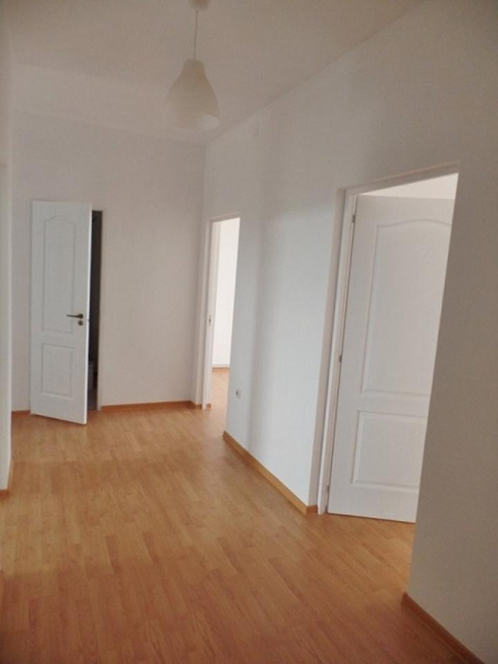 Sanierte 2-Zi-Wohnung Reichenbach Zentrum Altbau + Balkon + EBK in Reichenbach (Vogtland)