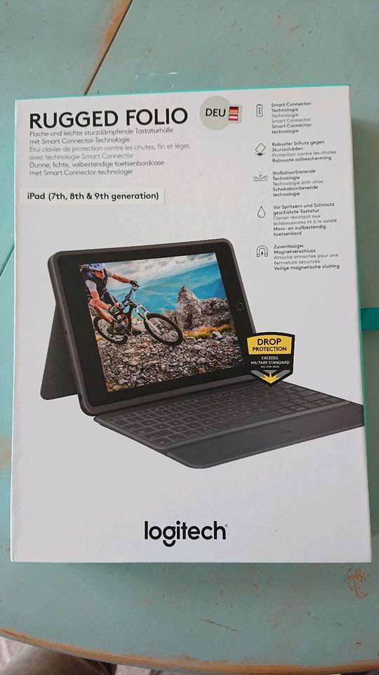 Logitech Rugged Folio für iPad (7/8/9th generation) mit crayon in Mindelheim