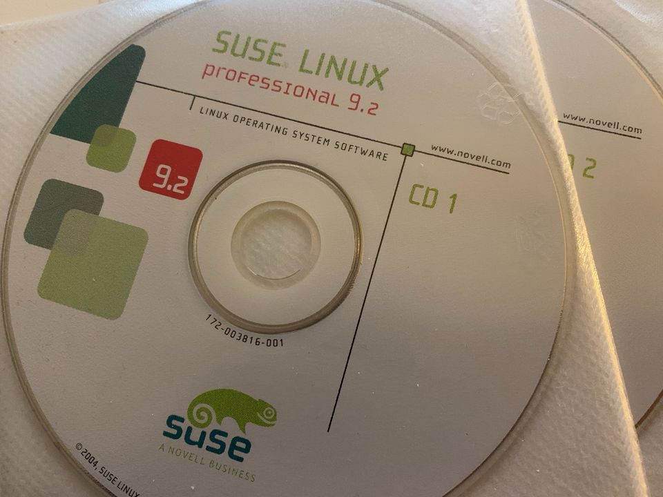 openSuse 9.2 Professional CD-Box in Borgstedt