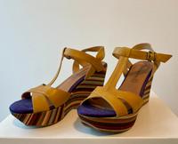 Leder-Sandalen mit Keilabsatz von Tamaris, Gr. 39 - wie neu Dortmund - Hörde Vorschau