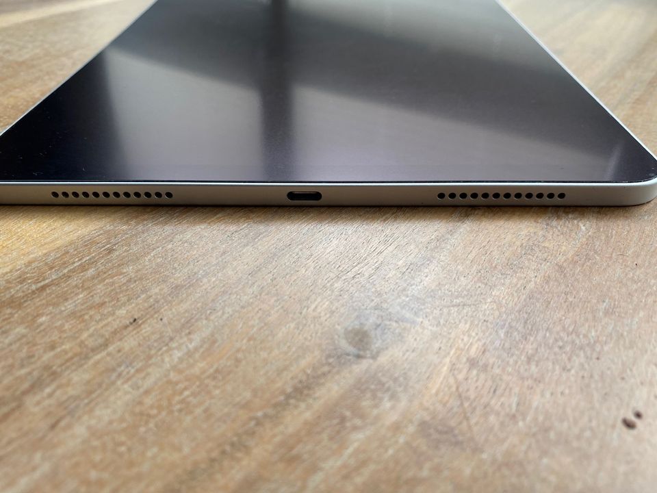 APPLE iPad Air Wi-Fi (2020), Tablet, 64 GB, 10,9 Zoll, Silber in Oestrich-Winkel