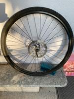Fahrrad Rad HB-RM 65 28 Zoll Shimano vorne mit Bremsscheibe Nordrhein-Westfalen - Solingen Vorschau