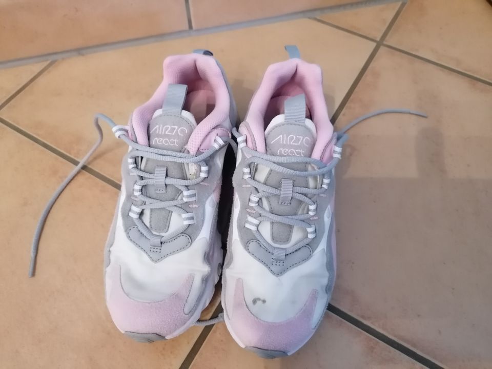 Nike Air Mädchen Turnschuhe Schuhe Sneaker Größe 36 in Dillingen (Donau)