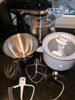 Kitchenaid artisan Küchenmaschine mit Zubehör und Eismaschine Niedersachsen - Westergellersen Vorschau