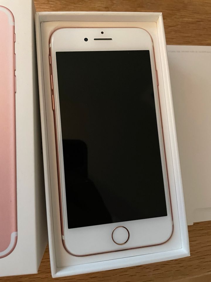 iPhone 7 32GB Rosé Gold in Bremen