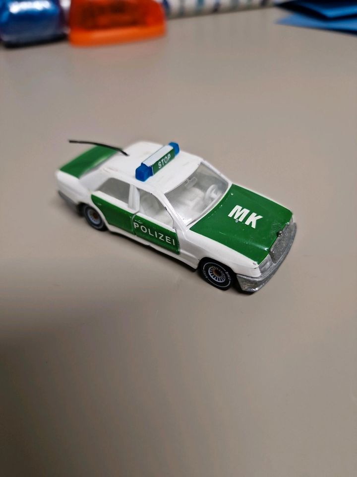 Siku Mercedes Benz 300 E Polizei in Diedorf