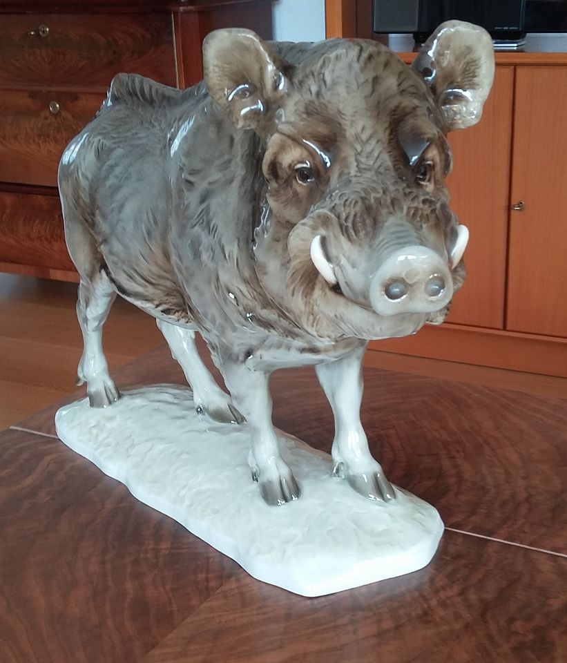sehr wertvolle Porzellan-Figur: „Wildschwein“, Hutschenreuther in Kiel