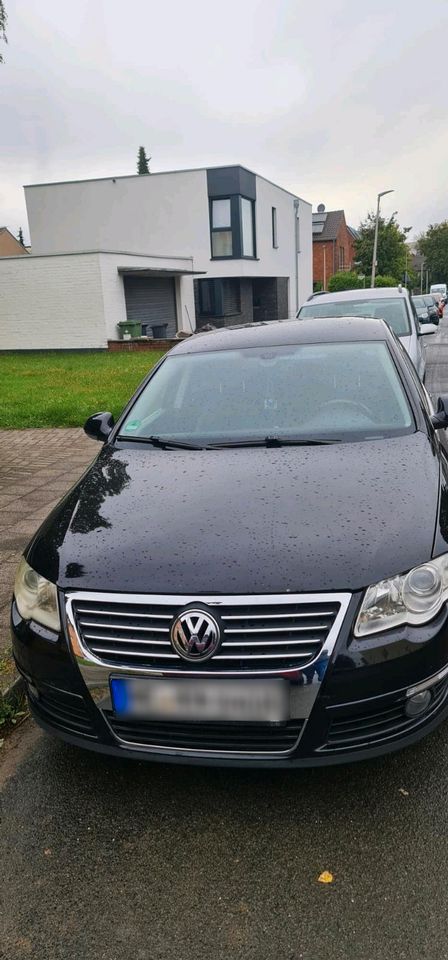 Volkswagen Passat 3C schwarz in Dormagen