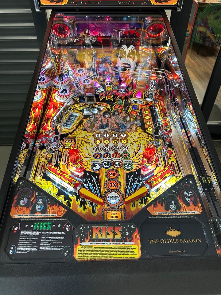 Flipper - Pinball Stern Kiss in Gronau (Westfalen)